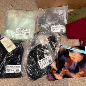 NWT Fabletics leggings and sports bra